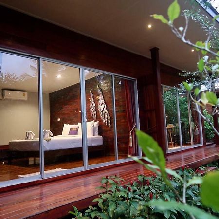 88 Homestay Bang Chak Esterno foto
