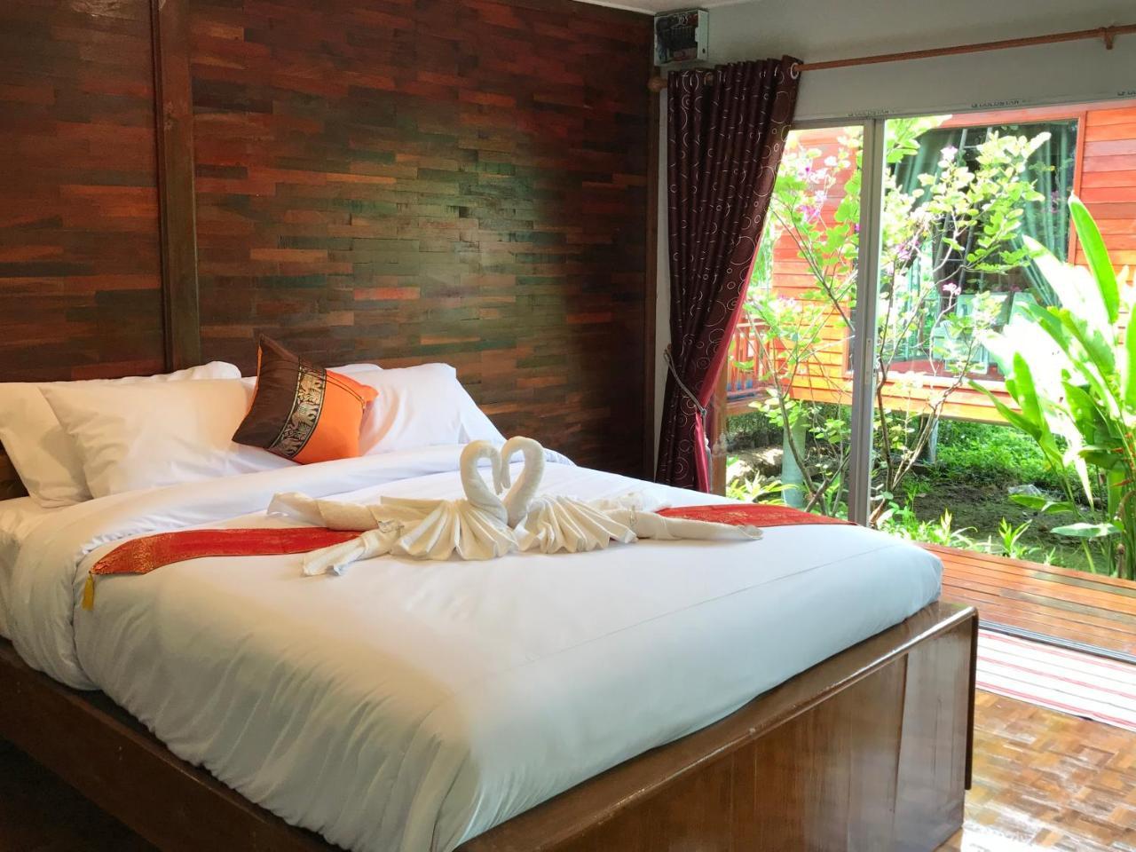 88 Homestay Bang Chak Esterno foto