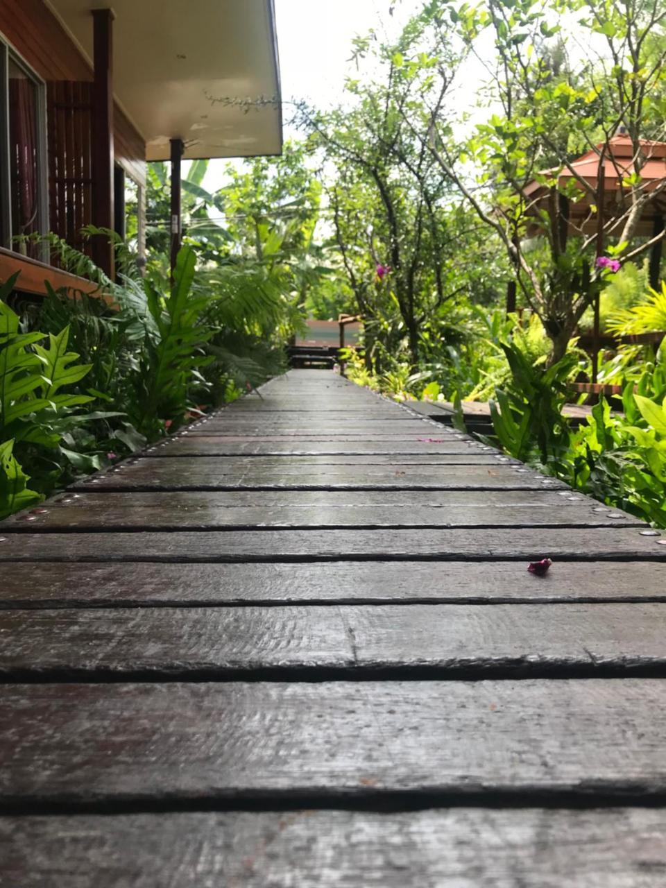 88 Homestay Bang Chak Esterno foto