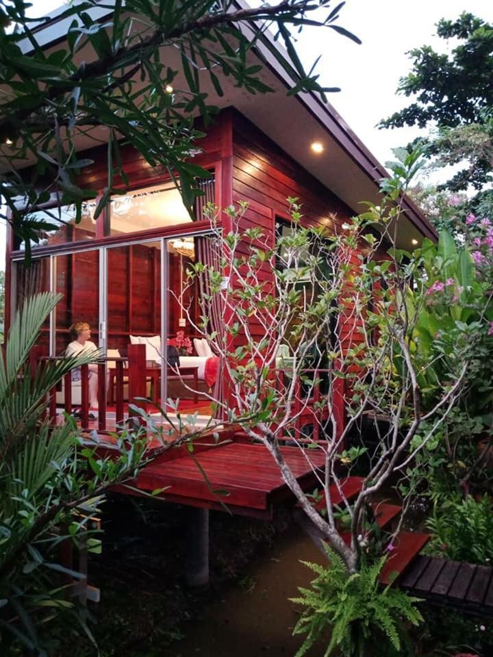 88 Homestay Bang Chak Esterno foto
