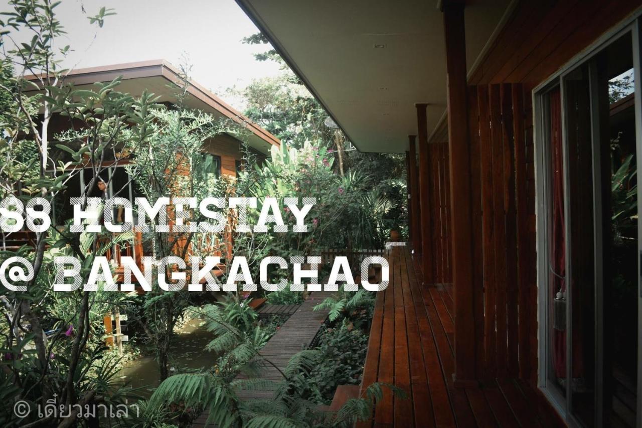 88 Homestay Bang Chak Esterno foto
