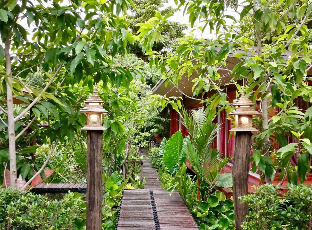 88 Homestay Bang Chak Esterno foto