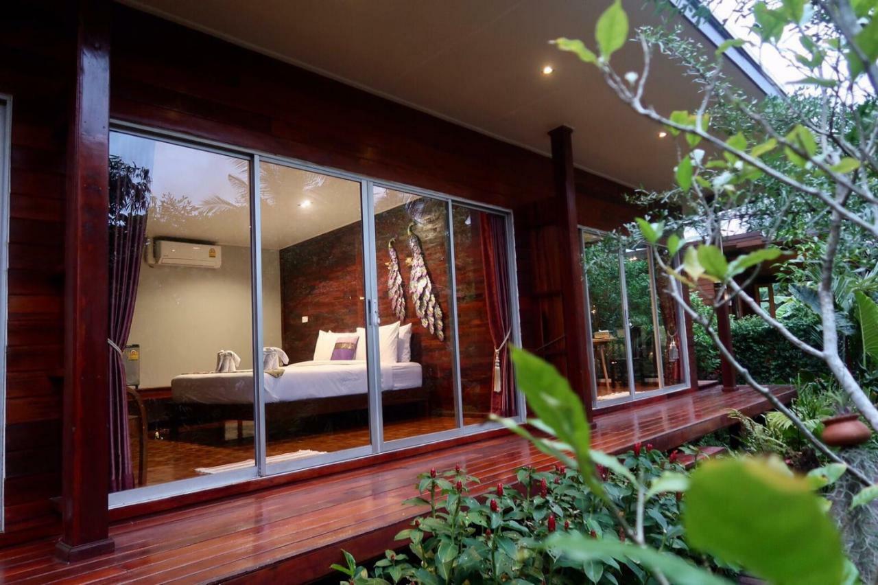 88 Homestay Bang Chak Esterno foto